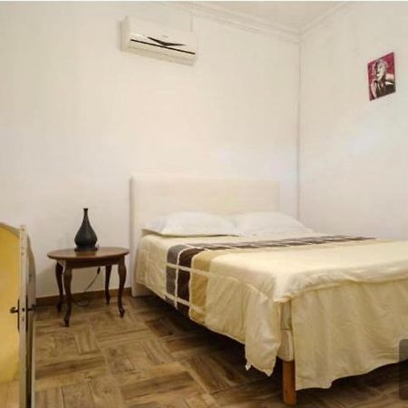 Casa Lilian Ξενοδοχείο Λέτσε Εξωτερικό φωτογραφία