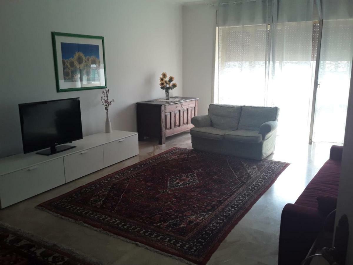 Casa Lilian Ξενοδοχείο Λέτσε Εξωτερικό φωτογραφία